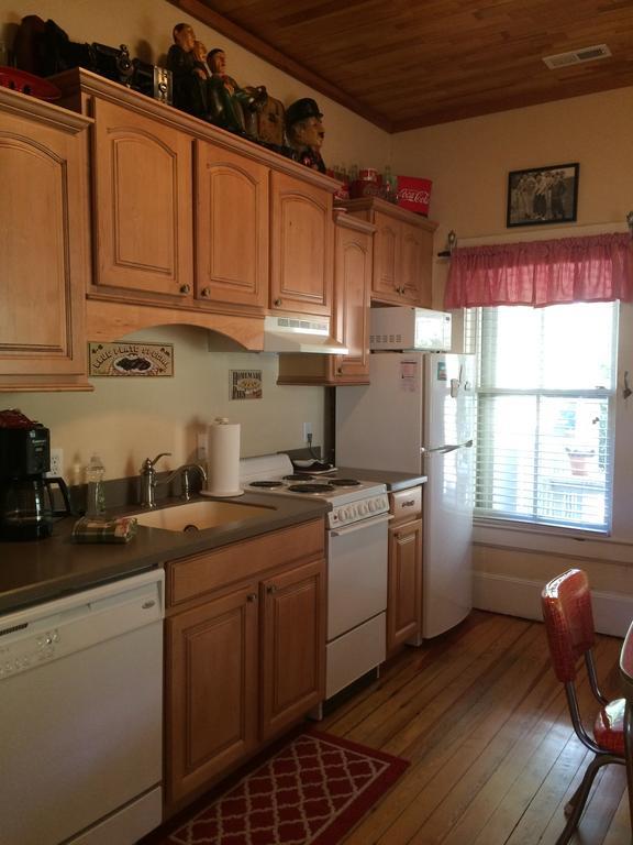 Calhoun House Inn & Suites ブライソン・シティ エクステリア 写真